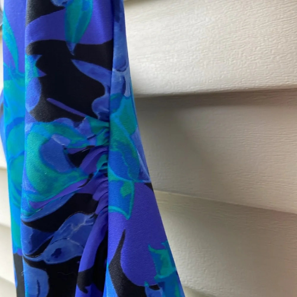 🩱Women’s Swimsuit Sz-XL Blue Floral-Tags Removed, Signs of Wear/Wash- Very Clean